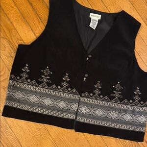 ❄️WHITE STAG BLACK VEST - GEOMETRIC PATTERNS - XL❄️